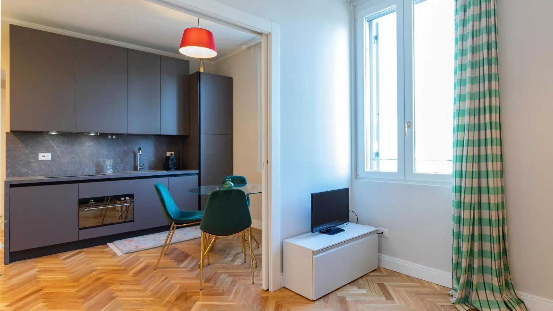 Bosco Verticale Gae Aulenti - Posizione Eccezionale E Comfort Per 4 Persone Italy